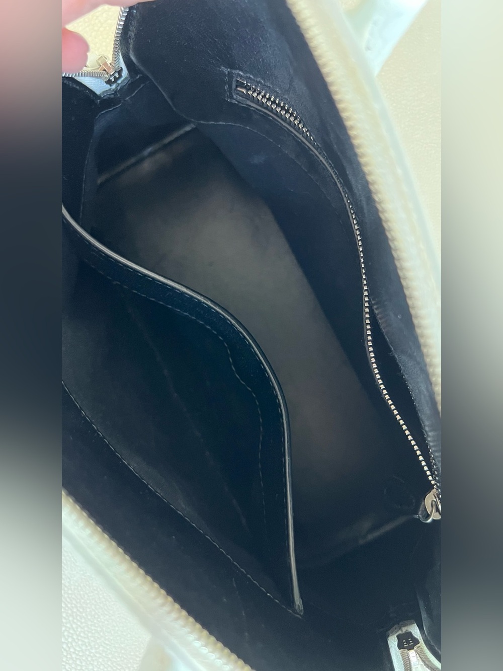 Balenciaga White ville top handle bag with Black Logo - Picture 7 of 16